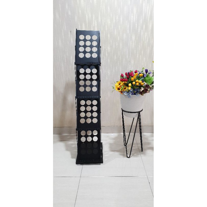 Jual Rak Brosur 4 Susun Besi Hitam / Rak promosi | Shopee Indonesia