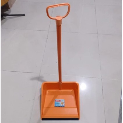 Jual Engkrak Plastik Besar - Serokan Sampah LION STAR | Shopee Indonesia