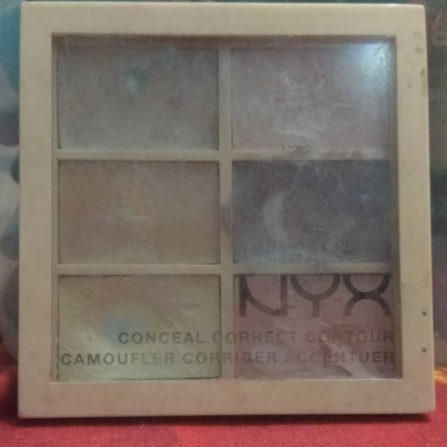 NYX Conceal Correct Contour Palette in Light