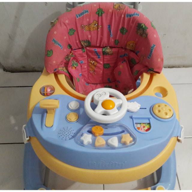 Harga baby store walker second