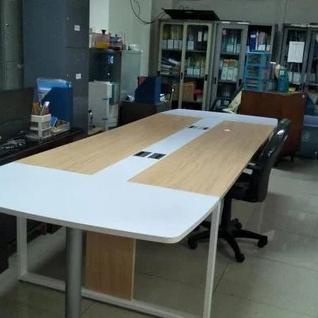 Jual Meja Meeting Meting Rapat Kantor Dealing Rumah Sakit Kampus Qbic ...