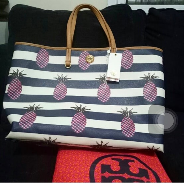 Tory burch best sale pineapple tote