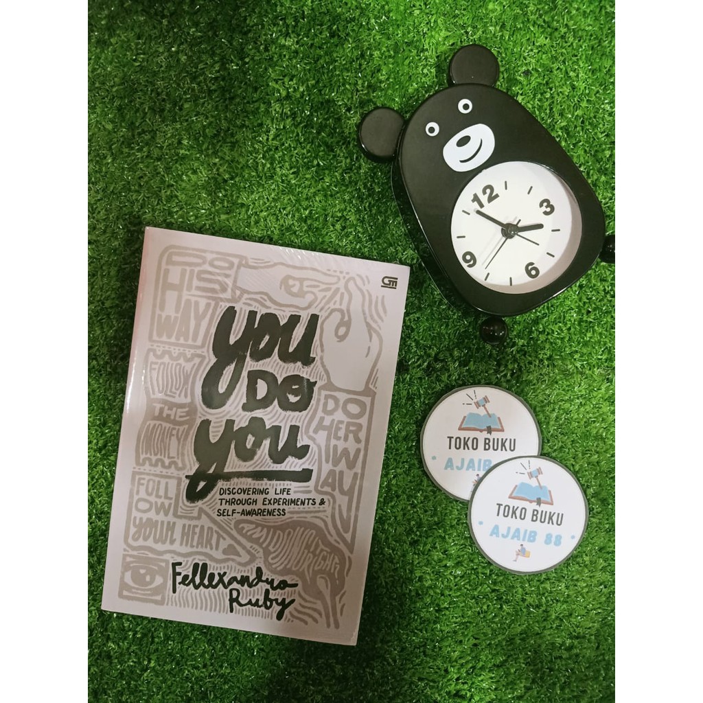 Jual Buku You Do You: Discovering Life through Experiments & Self ...