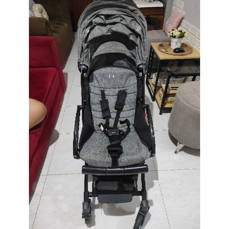 Jual baby elle gogo classic stroller NEGO preloved GOOD CONDITION FREE SEPATU SENDAL ANAK Shopee Indonesia