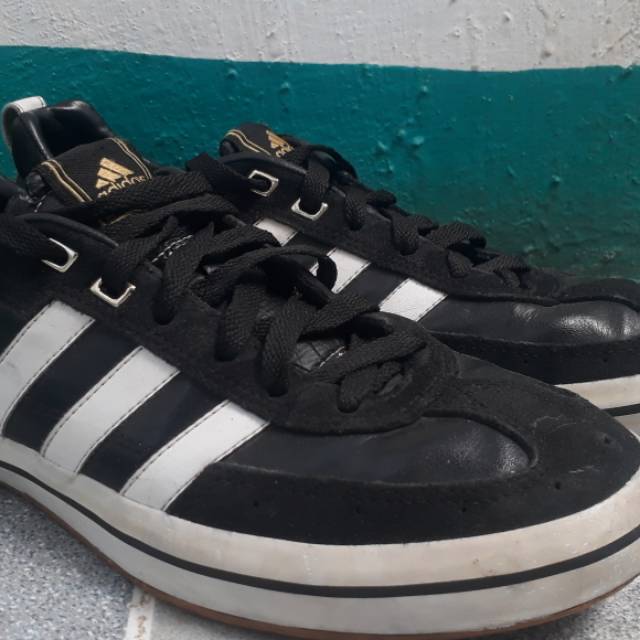 Jual Sepatu adidas Original (BEKAS) | Shopee Indonesia