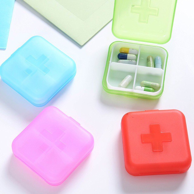 Jual MINI ORGANIZER BOX - Kotak Kecil Tempat Aksesoris Obat Memory Card -  Kota Surabaya - Ketmarket!