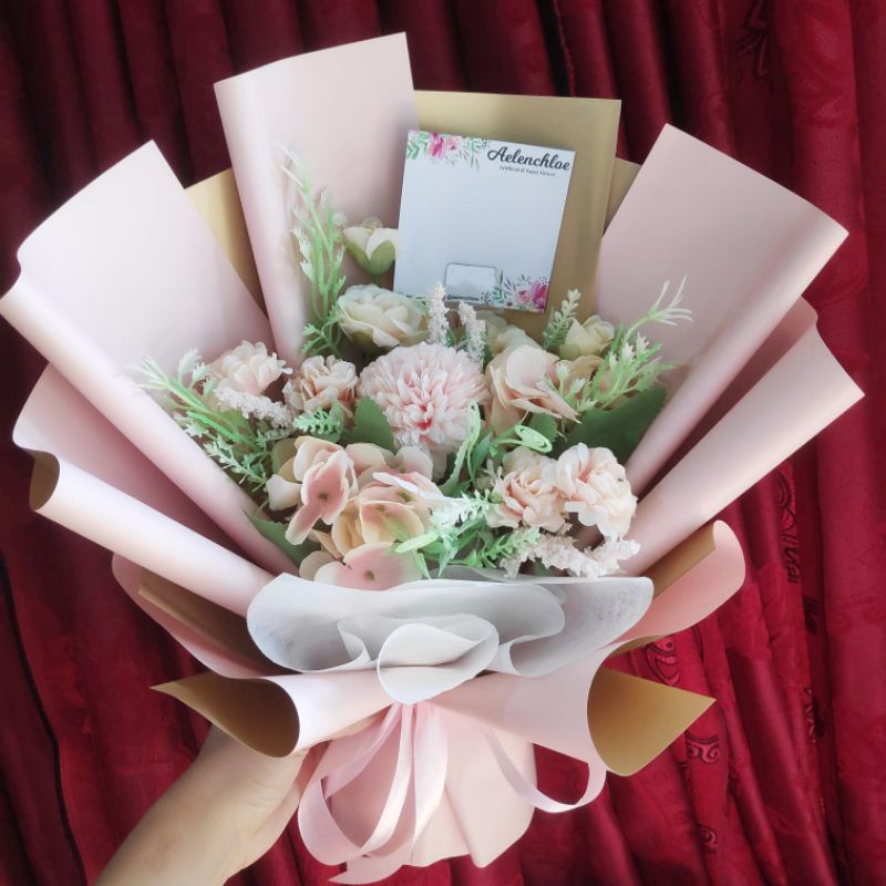 bouquet paling besar setakat nie 🤗 Happy Anniversary AyahandaBonda ♥️