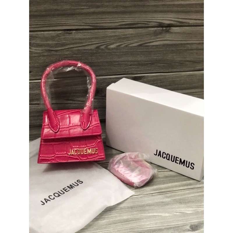 Jacquemus mini bag on sale harga