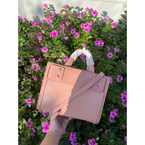 Jual Pedro Lizard Effect Top Handle Bag Shopee Indonesia