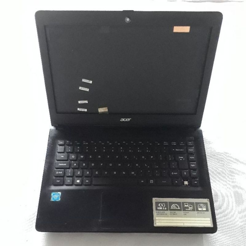 Casing laptop 2025 acer one 14