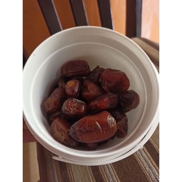 Jual Kurma Al Qaseem Kemasan Ember 850gramkurma Al Qassim Emberkurma Ember Shopee Indonesia 3165