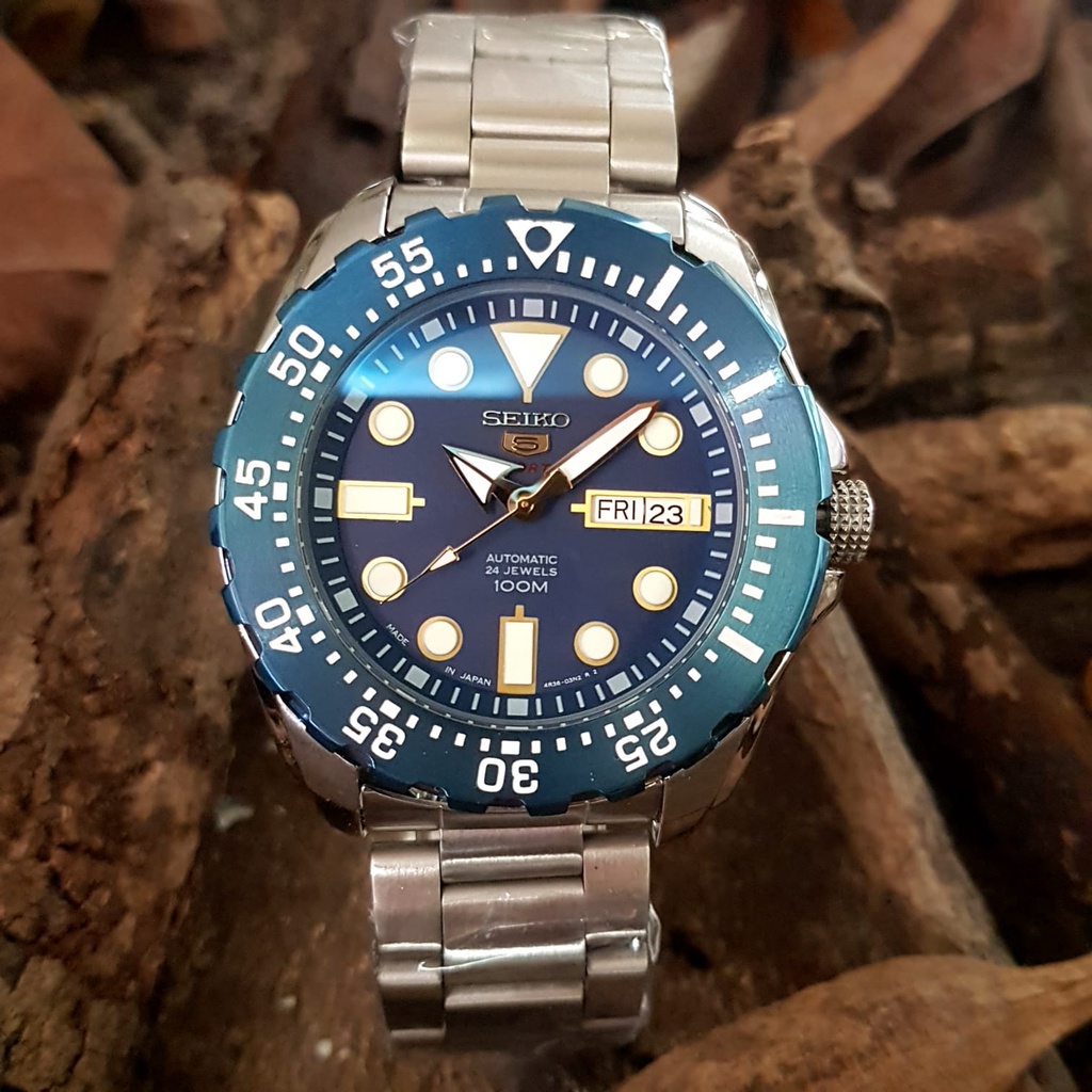 Jual Promo Jam Tangan Pria Seiko 5 Sports SRP605K1 Silver Blue Gold Automatic Original Garansi 2 Tahun COD 100 Authentic Shopee Indonesia