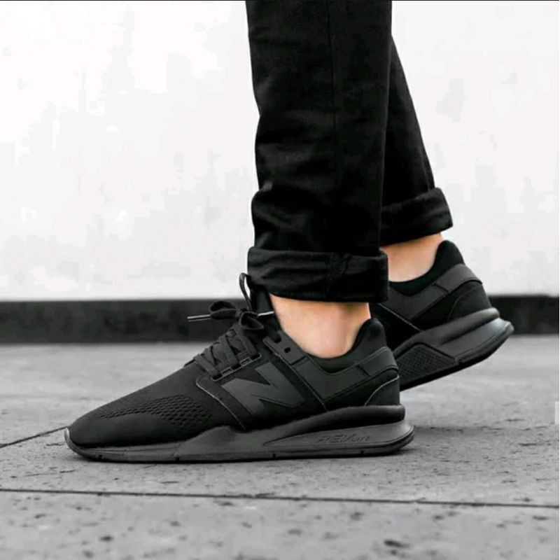 New balance 247 outlet full black