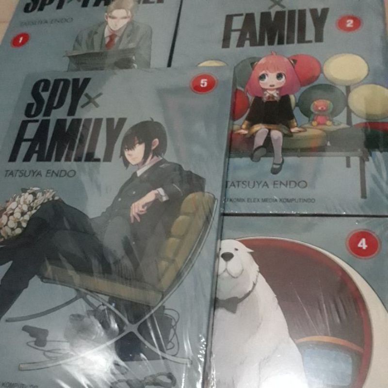 Jual KOMIK SPY X FAMILY SET VOLUME 1 - 6 SEGEL ORIGINAL GRAMEDIA ...