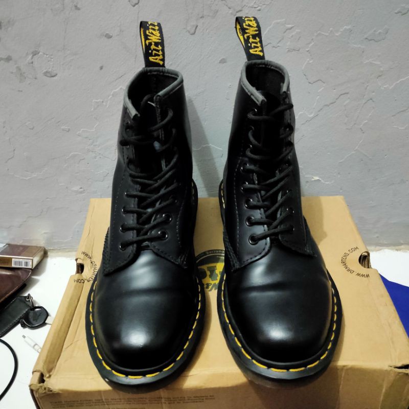 Jual sepatu store dr martens original