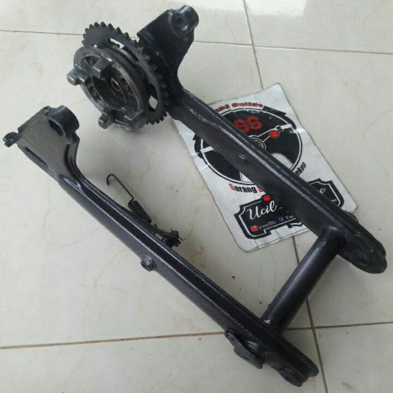 Jual Swing Arm Lengan Ayun Yamaha L G Deluxe Seken Asli Original Shopee Indonesia