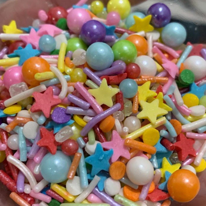 Jual ANEKA SPRINKLE 100 GR / SPRINKLES KUE / TRIMIT GULA / DEKORASI KUE ...