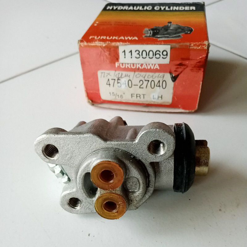 Jual Wheel Cylinder Blok Rem Roda Depan Toyota Kijang Kf Lh Kiri Shopee Indonesia