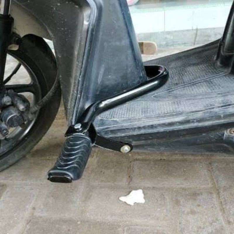 Pijakan Tambahan Depan Matic - pancikan bastep barstep bustep pustep sutep footstep depan matic beat karbu street scoopy genio vario 110 fi 150 led spacy esp cbs iss techno suzuki spin mio sporty smile soul karbu gt 115 j gt m3 z s gear 125 xeon rc gt