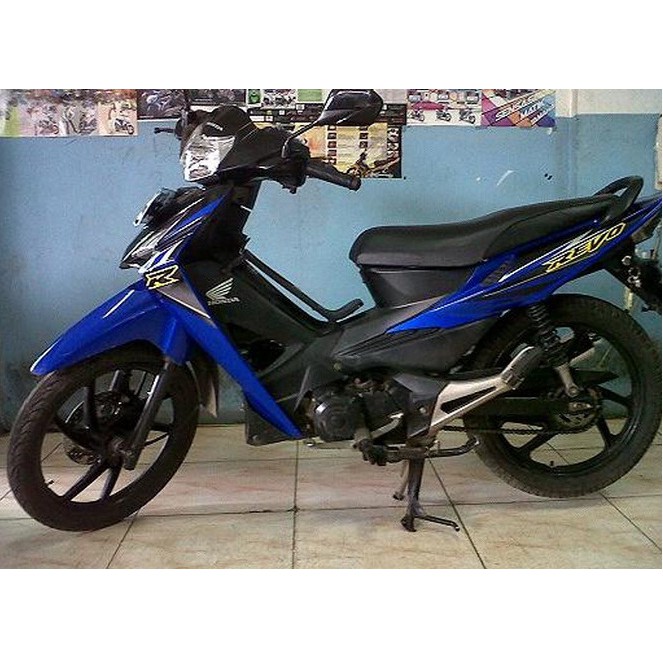 Jual COVER BODY BELAKANG KIRI KANAN KUNING YELLOW REVO 100 KARBU ...