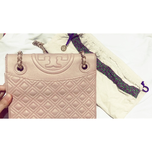 Tory Burch Fleming nude pink medium