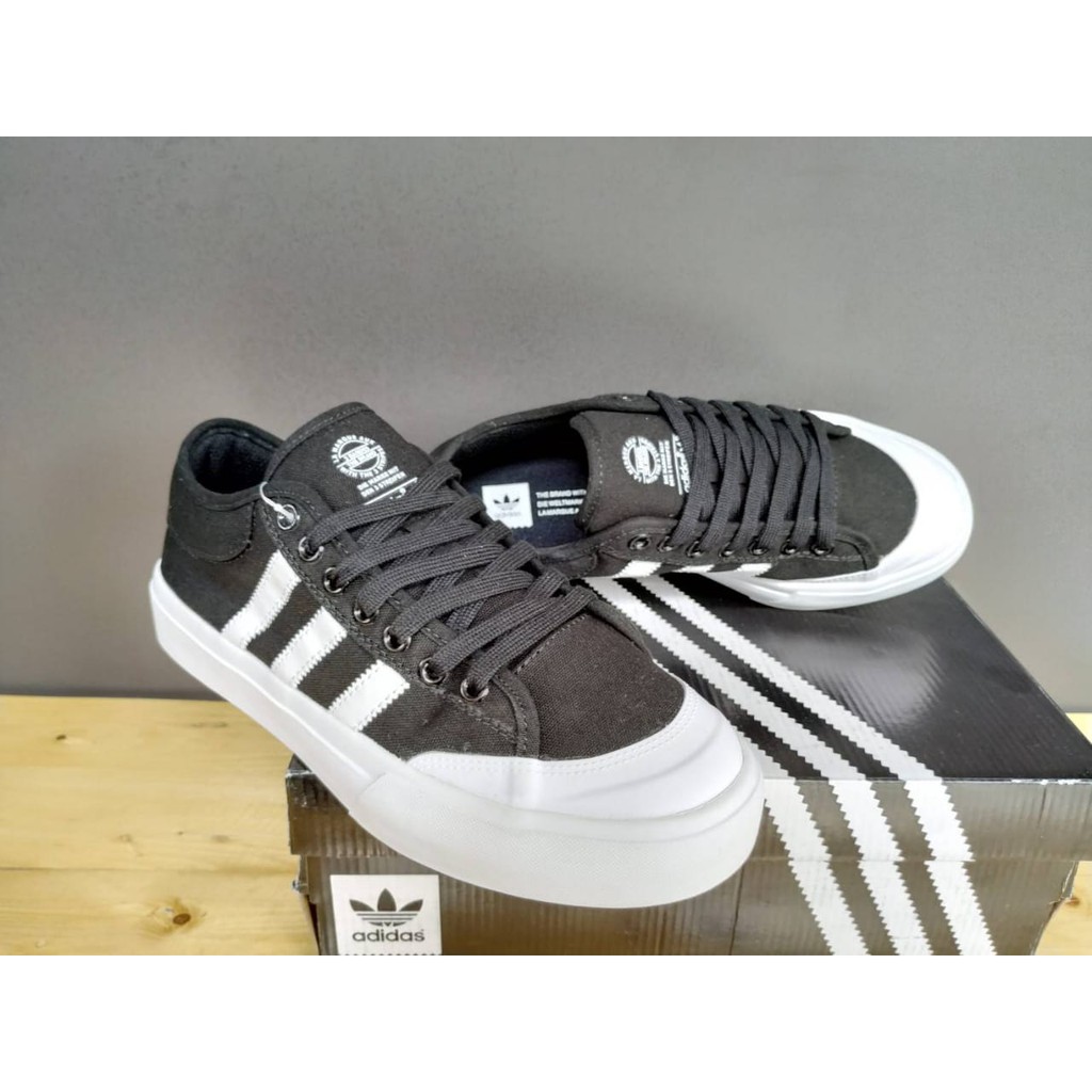 Jual ADIDAS MATCHCOURT CANVAS B W BNIB Shopee Indonesia