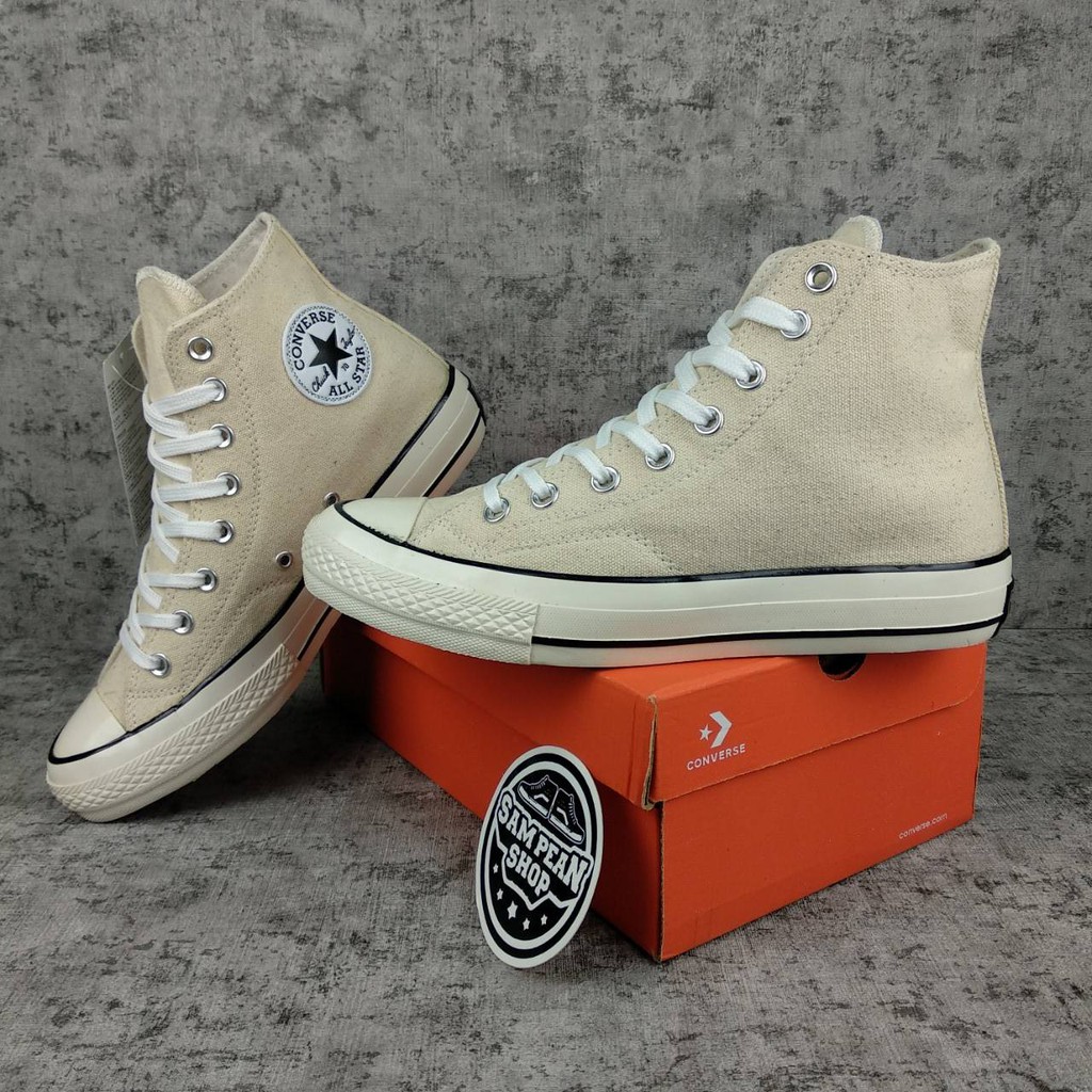 Sepatu on sale converse cream