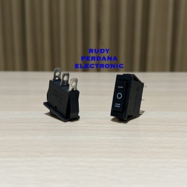 Jual SWITCH ROCKER SAKLAR ON OFF ON 3 PIN KOTAK GEPENG 16A 250V 20A ...