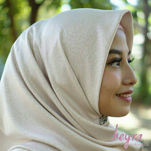 Jual heyra embos creamy | Shopee Indonesia