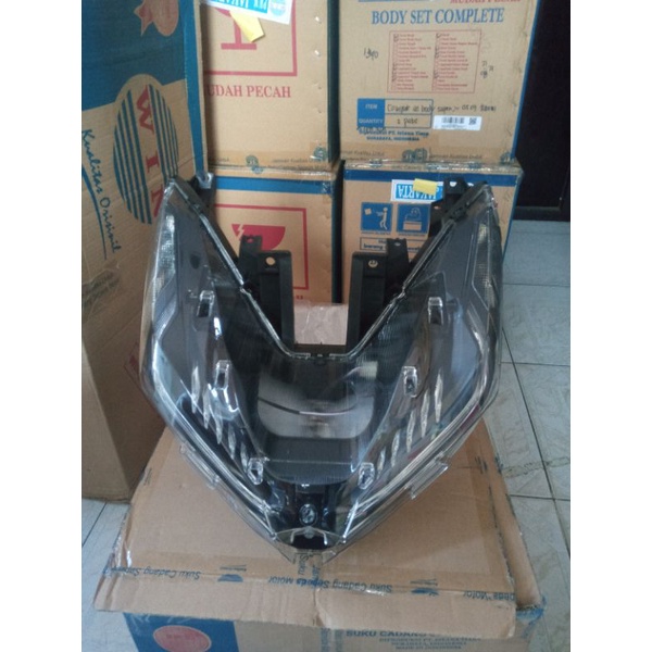 Jual lampu Vario 150 new LED | Shopee Indonesia