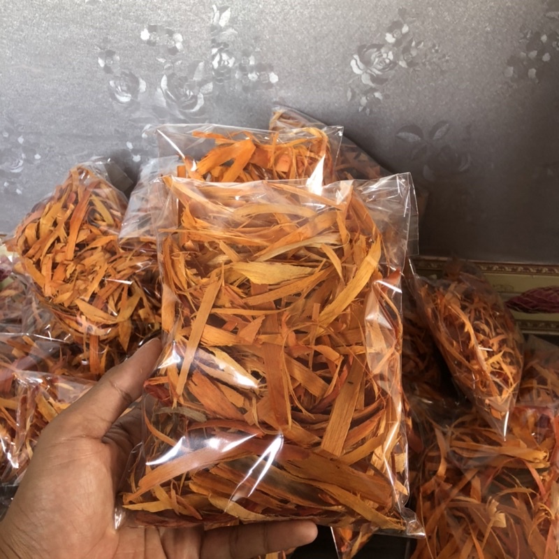 Jual Serutan Kayu Secang Berat Gr Cocok Untuk Ikan Cupang Atau Untuk Obat Shopee Indonesia