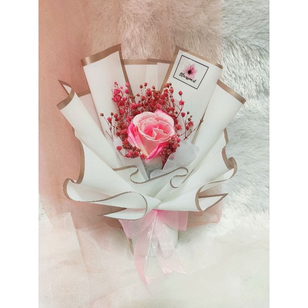 Jual Mini Bouquet/ Buket Mini Single Rose | Shopee Indonesia