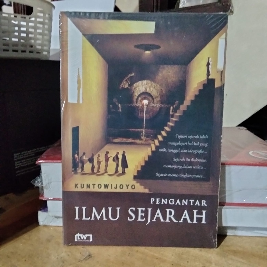 Jual Pengantar Ilmu Sejarah By Kuntowijoyo | Shopee Indonesia