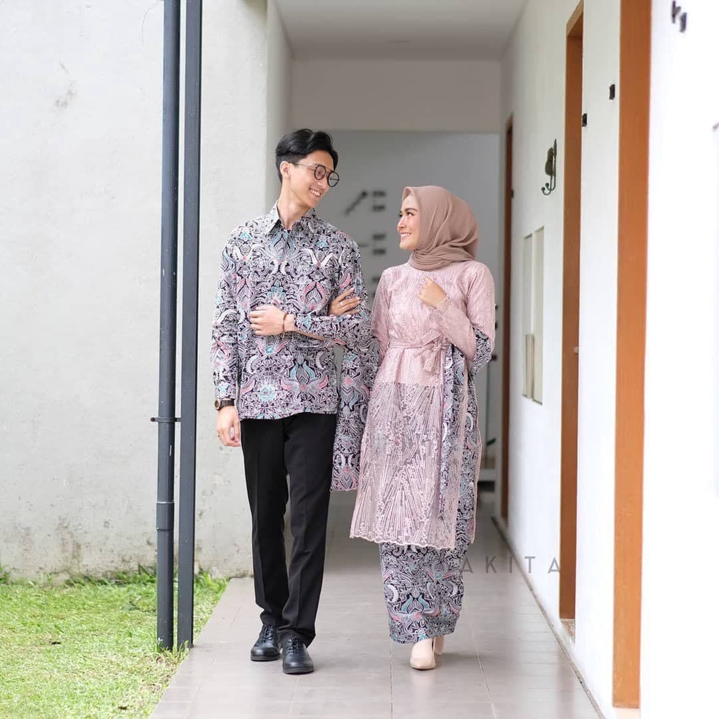 Jual Kebaya Lamaran Tunangan Baju Kondangan Couple Sarimbit Batik