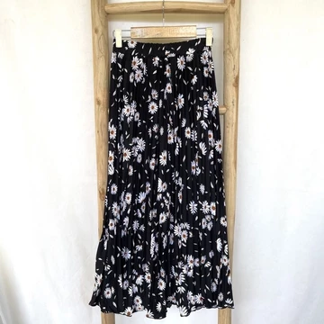 Rok Daily Plisket Rok Motif Bunga Daily