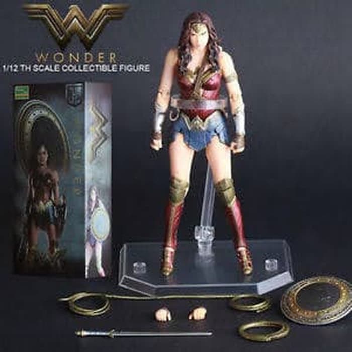☆ JUSTICE LEAGUE ワンダーウーマン 1/10スケールフィギュア