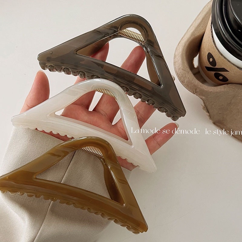 Jual Town Shell - Triangle Korean Big Hair Claw / Jepitan Rambut Jumbo ...