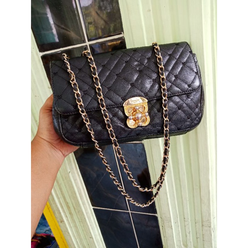 Lovcat Paris uncracked Slingbag