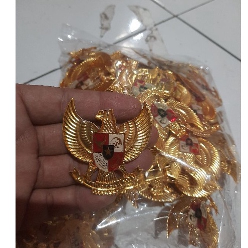 Jual pin garuda pancasila | Shopee Indonesia