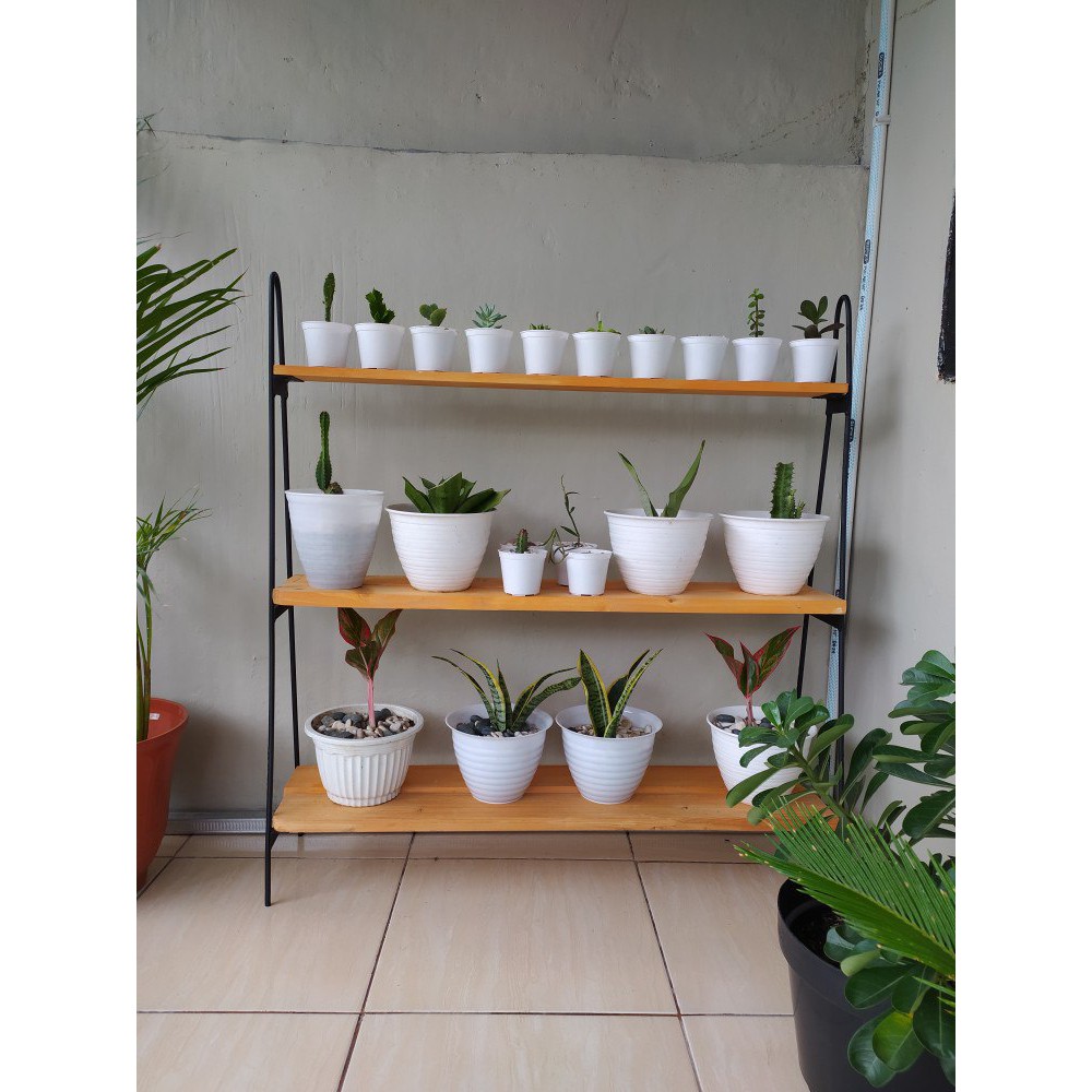 Jual Rak Bunga Kayu Tempat Tanaman Standing Pot Hiasan Taman 3 Susun ...