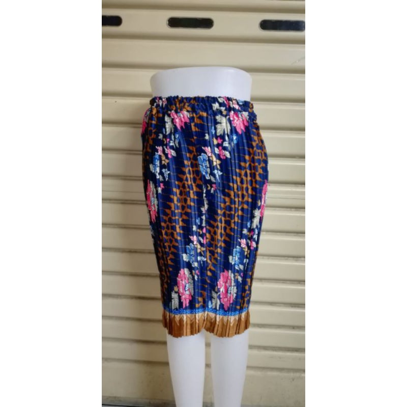 Jual Dewi • 20+ Motif COUPLE ROK PLISKET BATIK PENDEK BAWAHAN KEBAYA ...