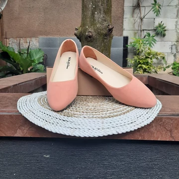 Flatshoes Wanita Suede Polos Desain Elegan