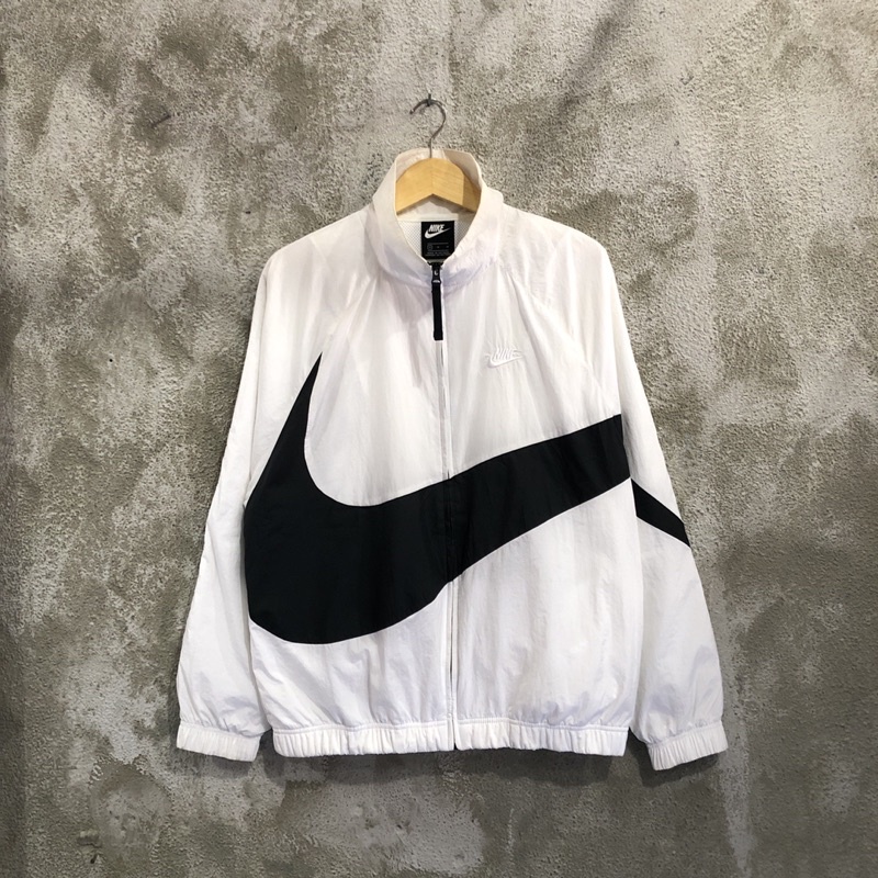 Nike big hotsell swoosh jacket white