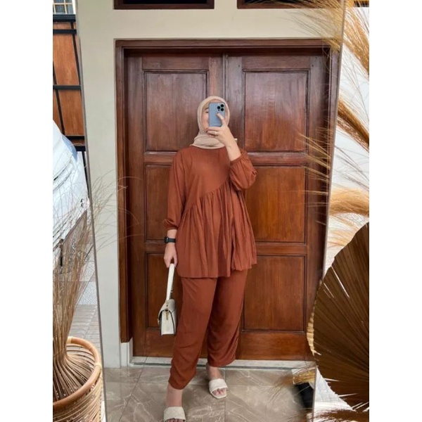 Jual Set Crincle Larisa Oneset Kringkel Cantik Terbaru Shopee Indonesia