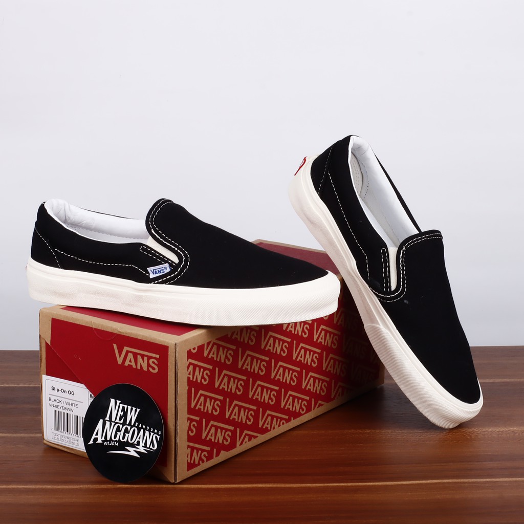 Vans slip on hitam sale putih