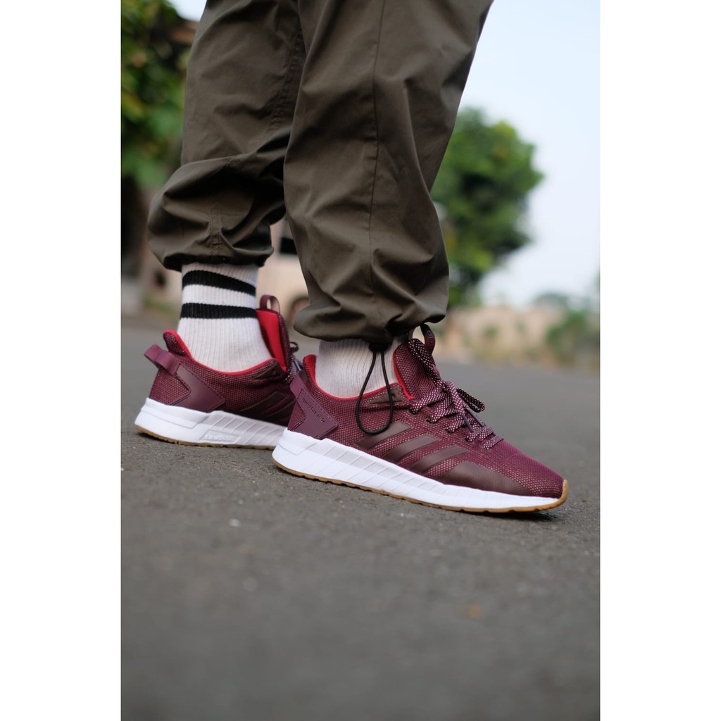 Adidas questar ride store maroon