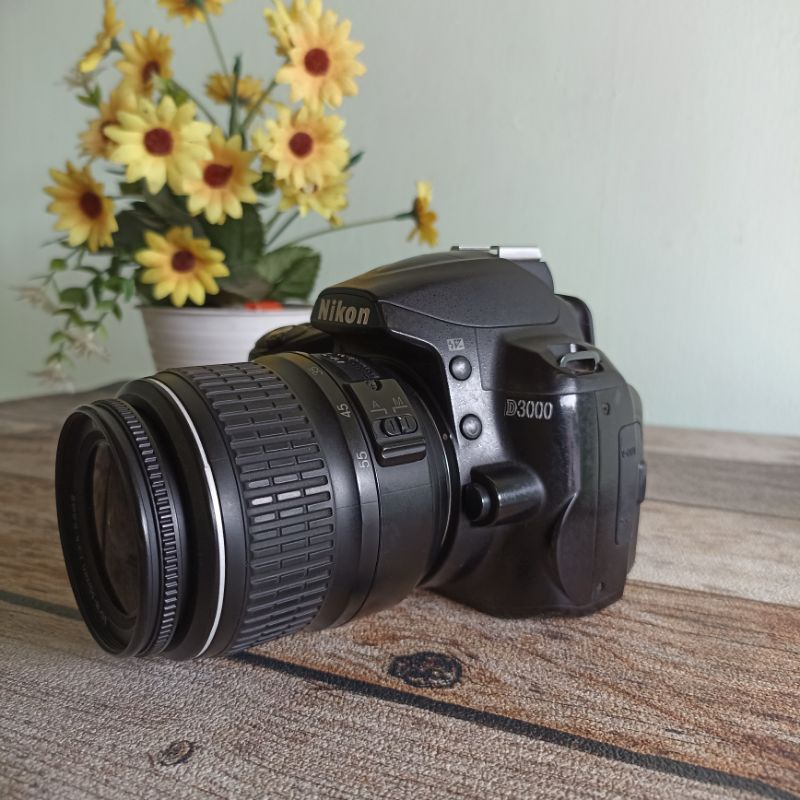 Jual Nikon D3000 Kit KAMERA DSLR Second Mulus Siap Pakai Cocok untuk ...