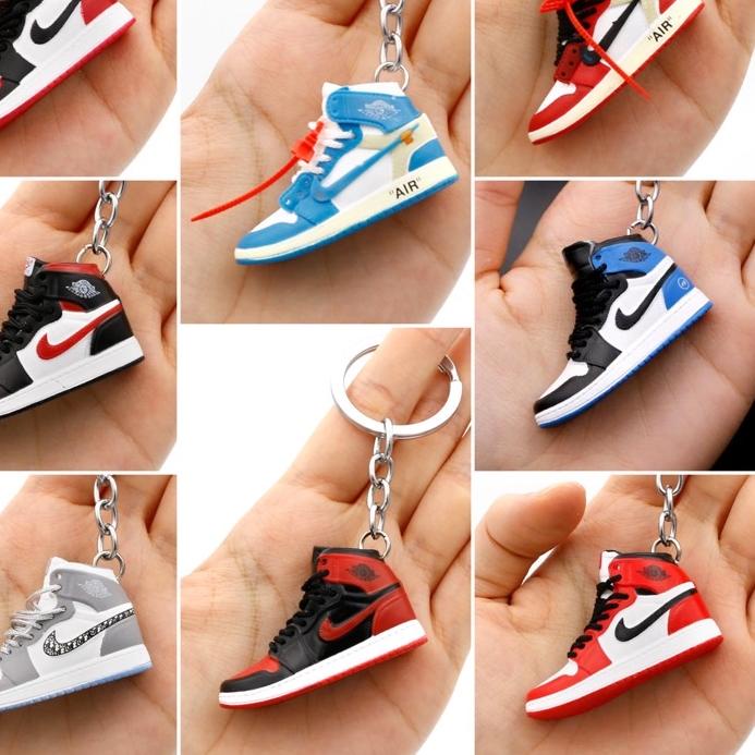 Jual Produk baru 12.12 Gantungan Kunci Sepatu Sneakers Air Jordan OG ...