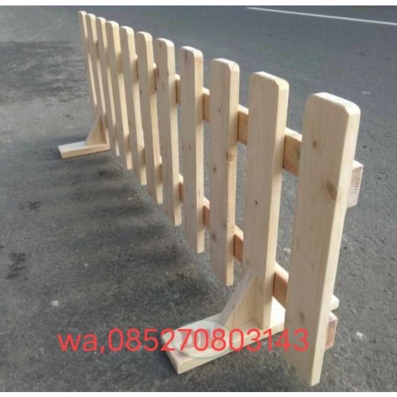 Jual PAGAR KAYUPEMBATAS RUANGANPAGAR TAMAN KAYU JATI BELANDA Shopee Indonesia
