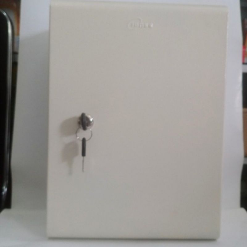 Jual IONEE BOX PANEL LISTRIK 50 ×60 ×20 cm 50 × 60× 20 BESI CREAM MIRIP ...